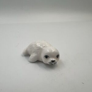 Vintage Bug House White Baby Harp Seal Mini Figurine Bone China With Sticker